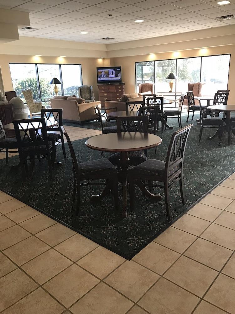 Days Inn By Wyndham Metter Esterno foto