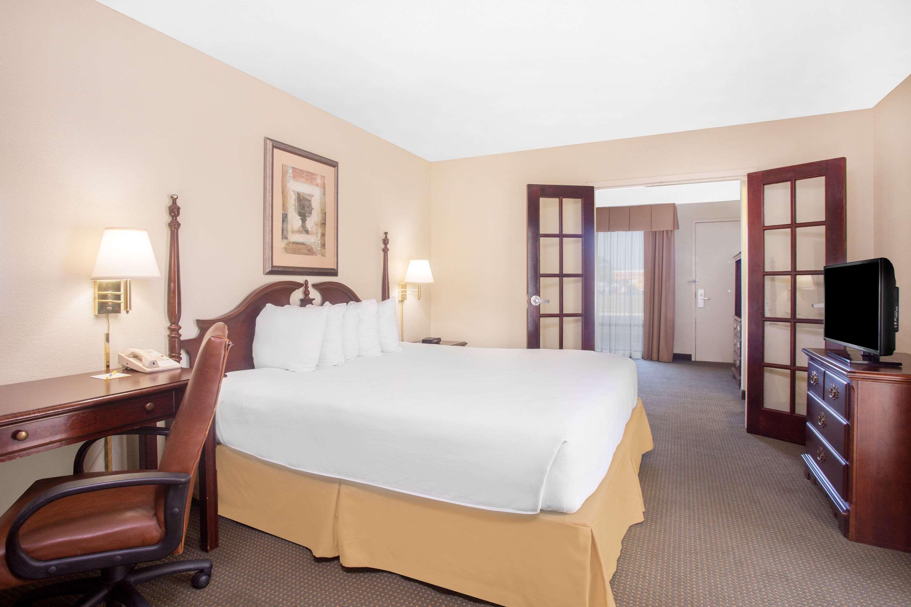 Days Inn By Wyndham Metter Esterno foto