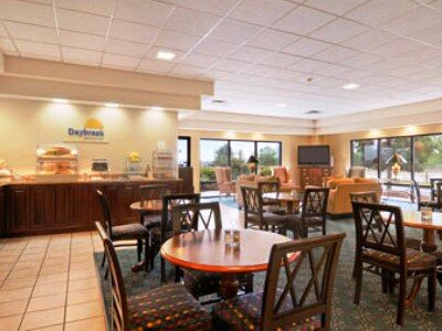 Days Inn By Wyndham Metter Esterno foto